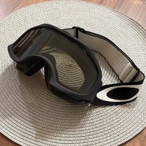 Oakley Black and White Ski Goggles